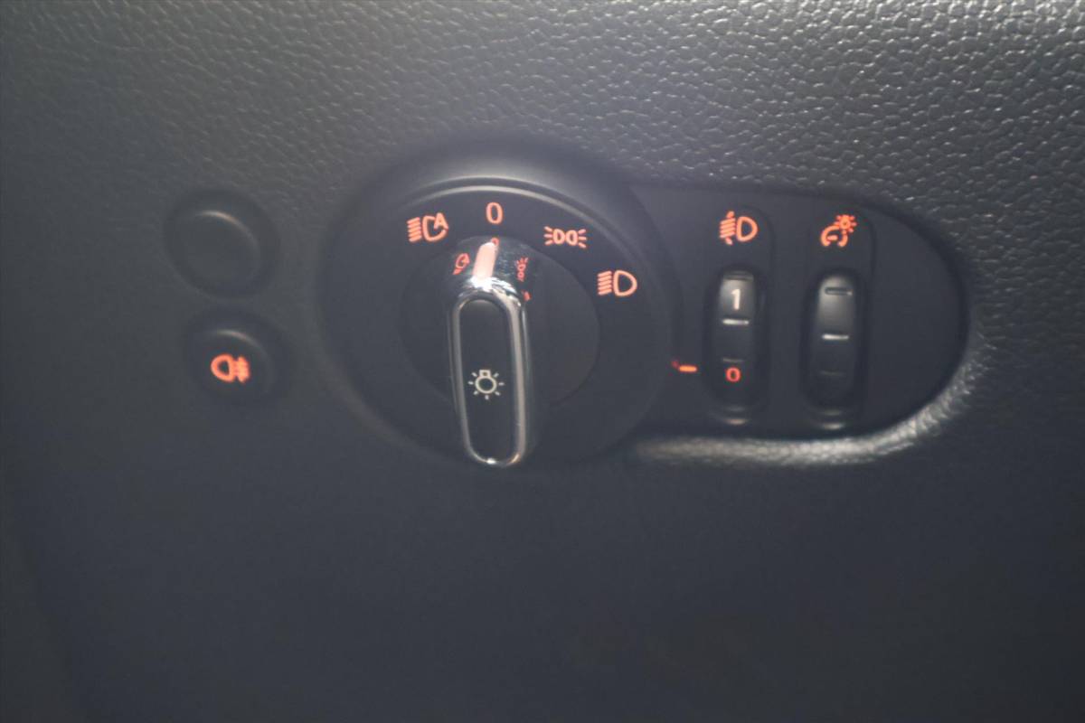 MINI 5-Deurs Mini Mini 5-Deurs (f55) 1.5 Cooper 136pk | Navi | LED | DAB | Carplay | Union Jack |  Virtual |