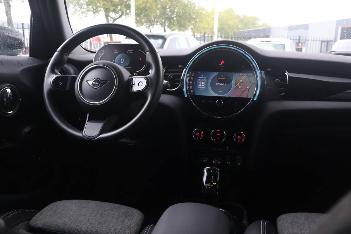 MINI 5-Deurs Mini Mini 5-Deurs (f55) 1.5 Cooper 136pk | Navi | LED | DAB | Carplay | Union Jack |  Virtual |