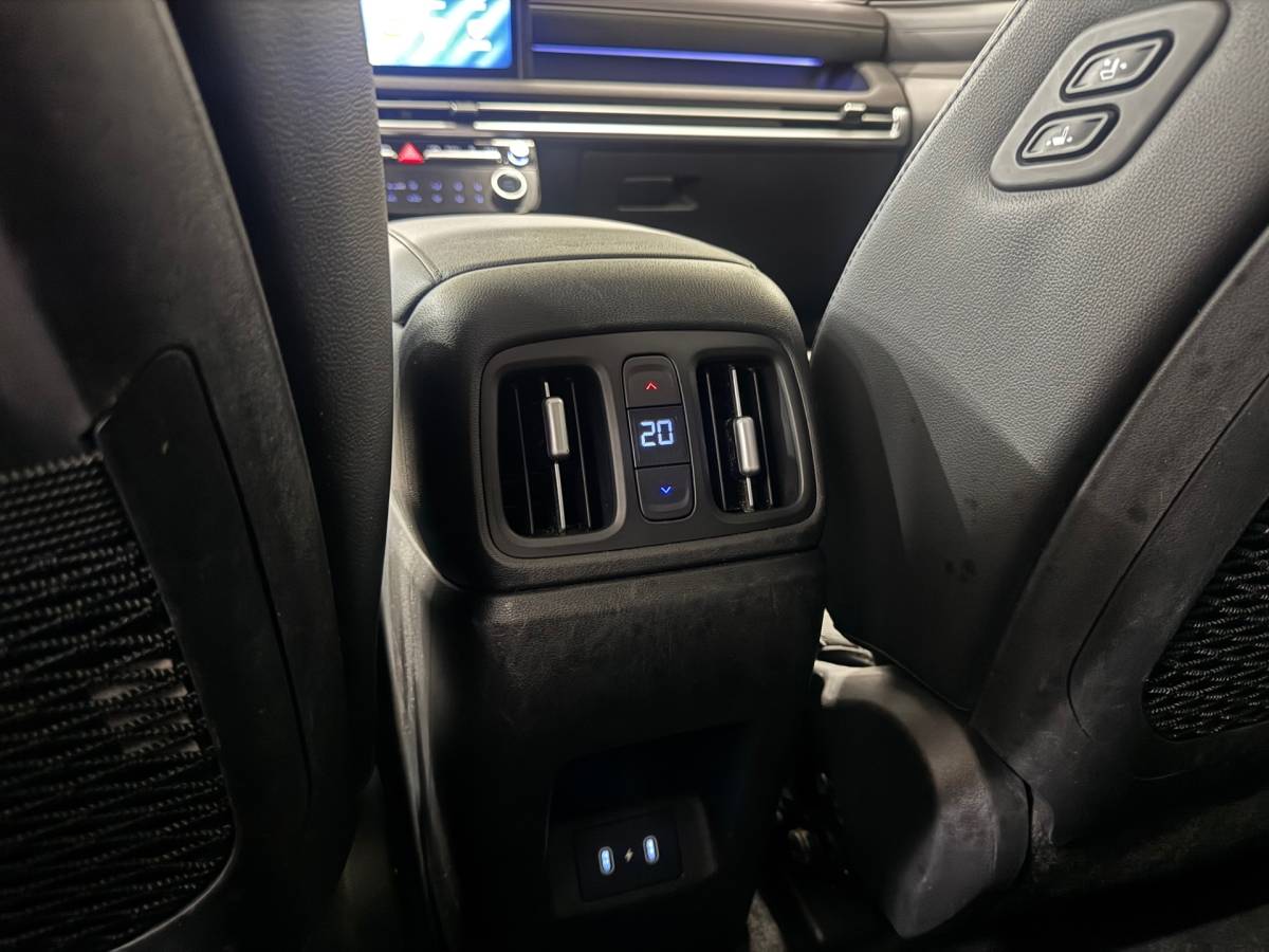 Hyundai Tucson Hyundai TUCSON 1.6 T-GDI PHEV Premium|Led|Clima|360 Camera|Carplay|Leder|Stuurverwarming|Stoelverwarming|Stoel koeling|
