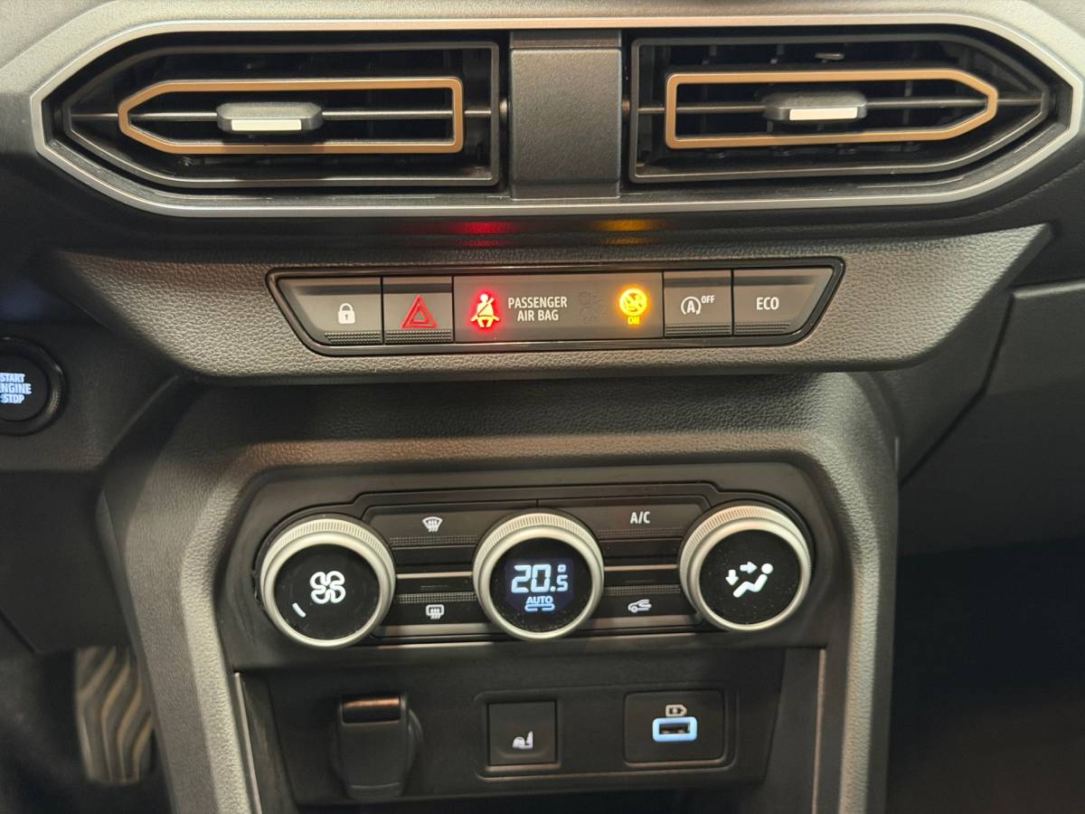 Dacia Sandero Stepway Dacia Sandero Stepway 1.0 TCe 110 Extreme*Camera*110PK*Navi*Cruis-Control*PDC*Xenon*