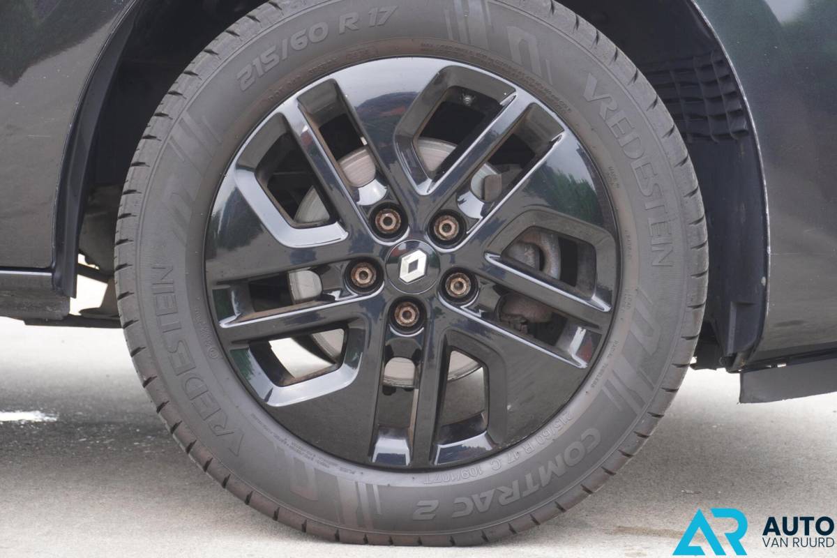 Renault Trafic Renault Trafic 2.0 dCi 145PK * Automaat * Trekhaak * LED