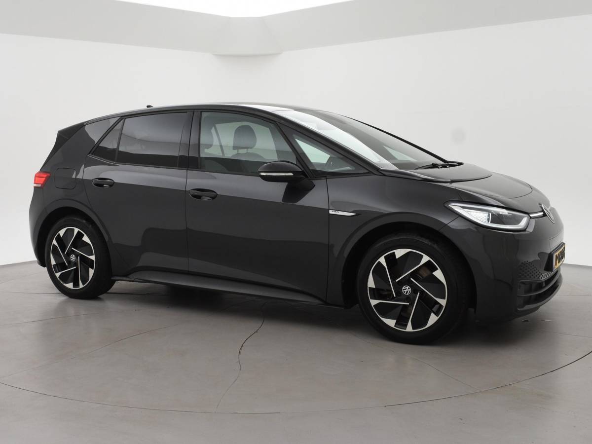 Volkswagen ID.3 Volkswagen ID.3 PRO 58 KWH + SFEERVERLICHTING | ADAPTIVE CRUISE | 18 INCH | CAMERA | STOEL/STUURVERW. | CARPLAY