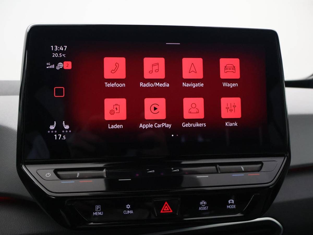 Volkswagen ID.3 Volkswagen ID.3 PRO 58 KWH + SFEERVERLICHTING | ADAPTIVE CRUISE | 18 INCH | CAMERA | STOEL/STUURVERW. | CARPLAY