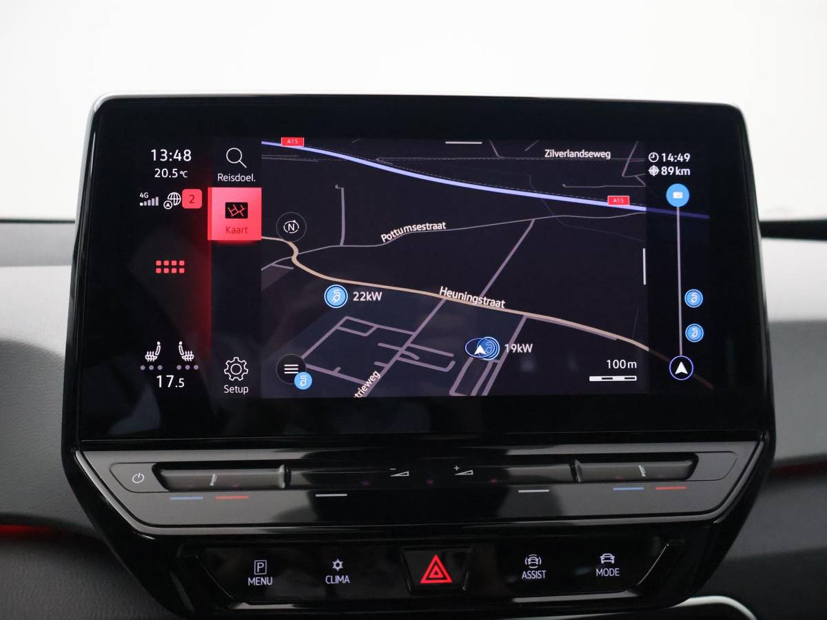 Volkswagen ID.3 Volkswagen ID.3 PRO 58 KWH + SFEERVERLICHTING | ADAPTIVE CRUISE | 18 INCH | CAMERA | STOEL/STUURVERW. | CARPLAY