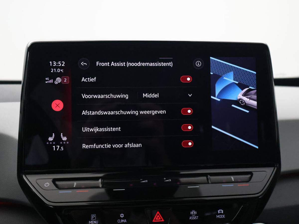 Volkswagen ID.3 Volkswagen ID.3 PRO 58 KWH + SFEERVERLICHTING | ADAPTIVE CRUISE | 18 INCH | CAMERA | STOEL/STUURVERW. | CARPLAY