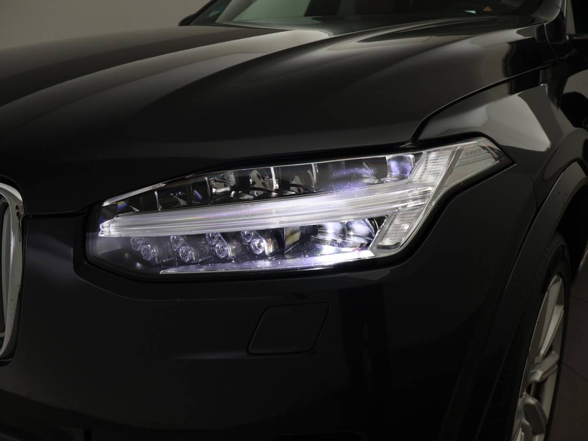 Volvo XC90 Volvo XC90 2.0 D5 224 PK AWD AUT. INSCRIPTION *81.553 KM!* + WEGKL. TREKHAAK | PANORAMA | STOELVENTILATIE | HEAD-UP