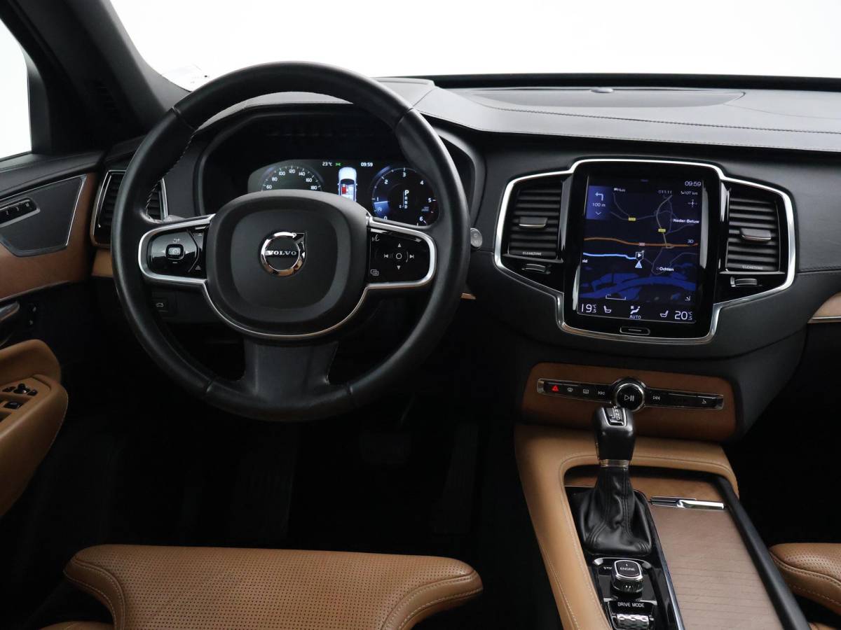 Volvo XC90 Volvo XC90 2.0 D5 224 PK AWD AUT. INSCRIPTION *81.553 KM!* + WEGKL. TREKHAAK | PANORAMA | STOELVENTILATIE | HEAD-UP