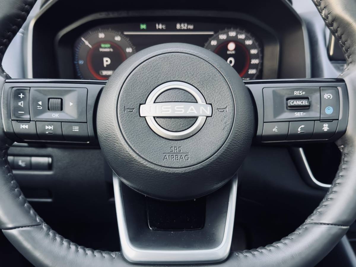 Nissan QASHQAI Nissan Qashqai 1.3 MHEV /Pano/Navi/Camera/AppleCarPlay