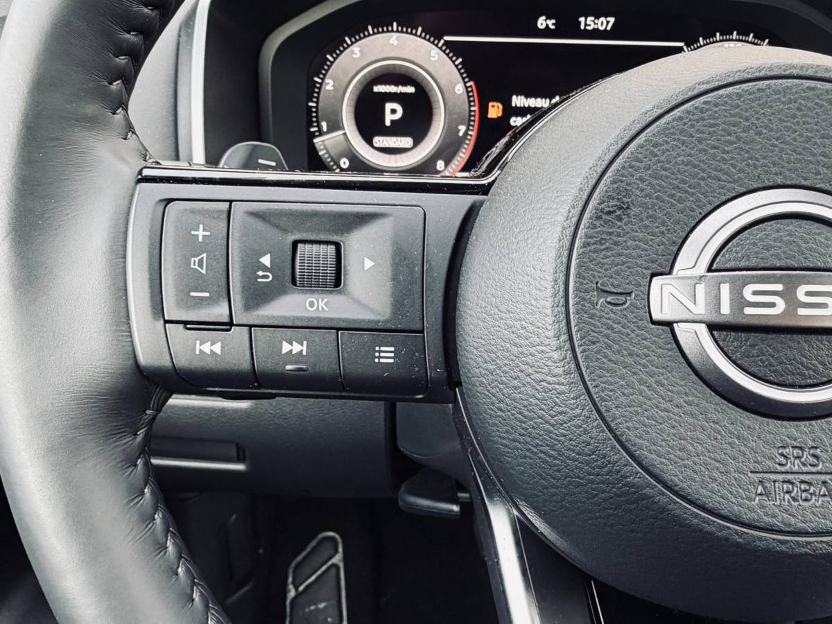 Nissan QASHQAI Nissan Qashqai 1.3 MHEV /Pano/Navi/Camera/AppleCarPlay