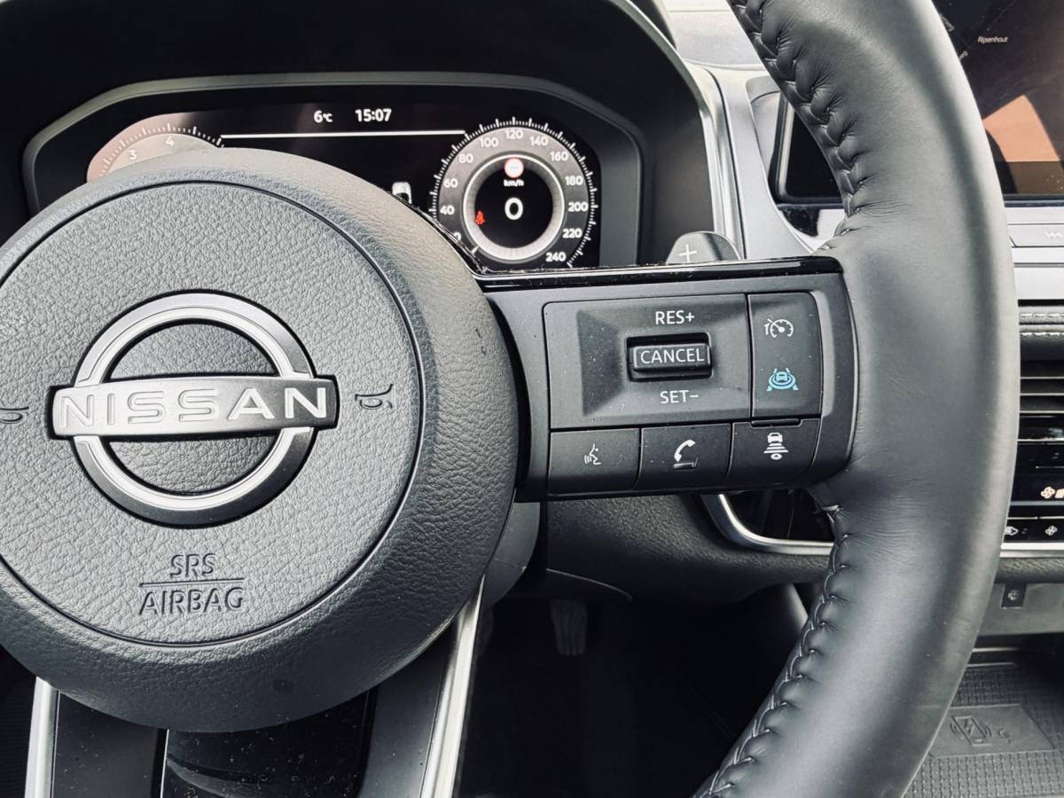 Nissan QASHQAI Nissan Qashqai 1.3 MHEV /Pano/Navi/Camera/AppleCarPlay