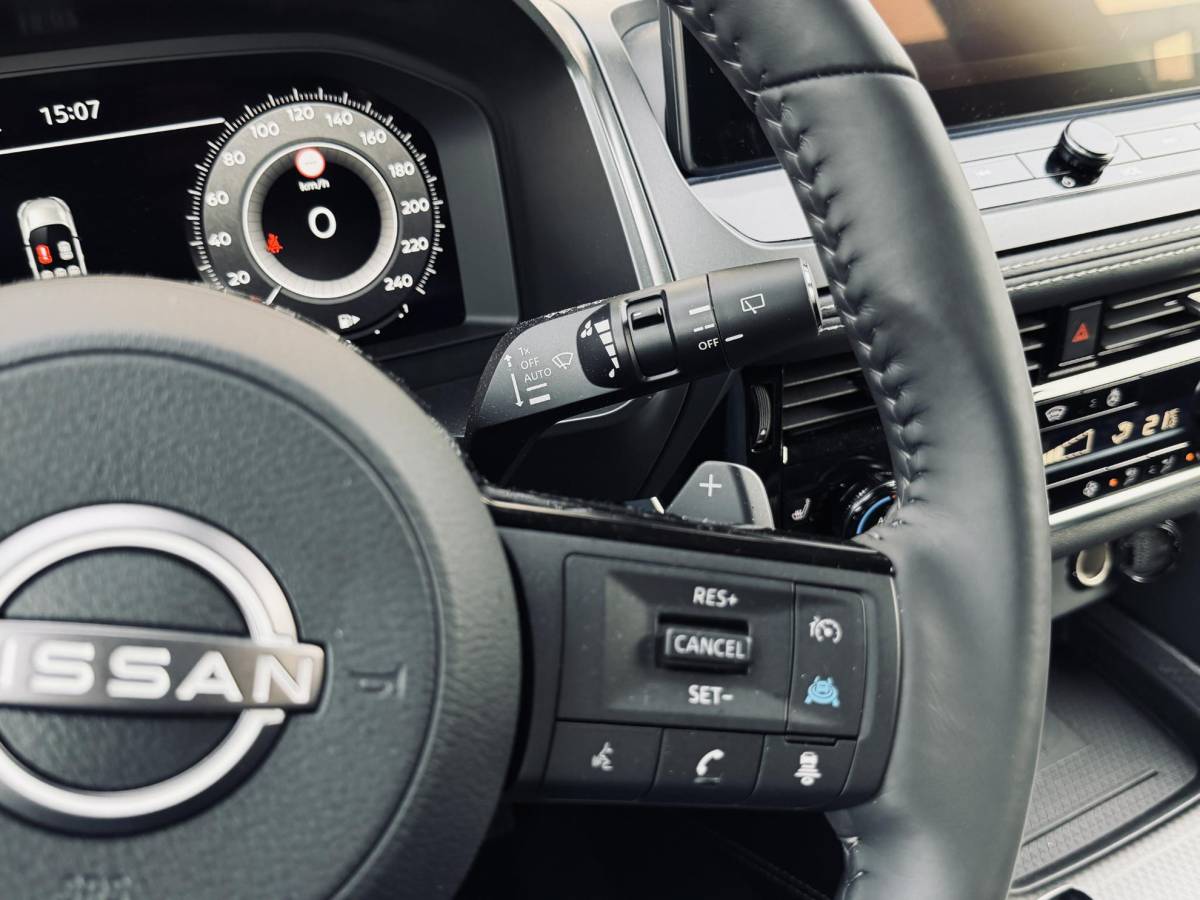 Nissan QASHQAI Nissan Qashqai 1.3 MHEV /Pano/Navi/Camera/AppleCarPlay