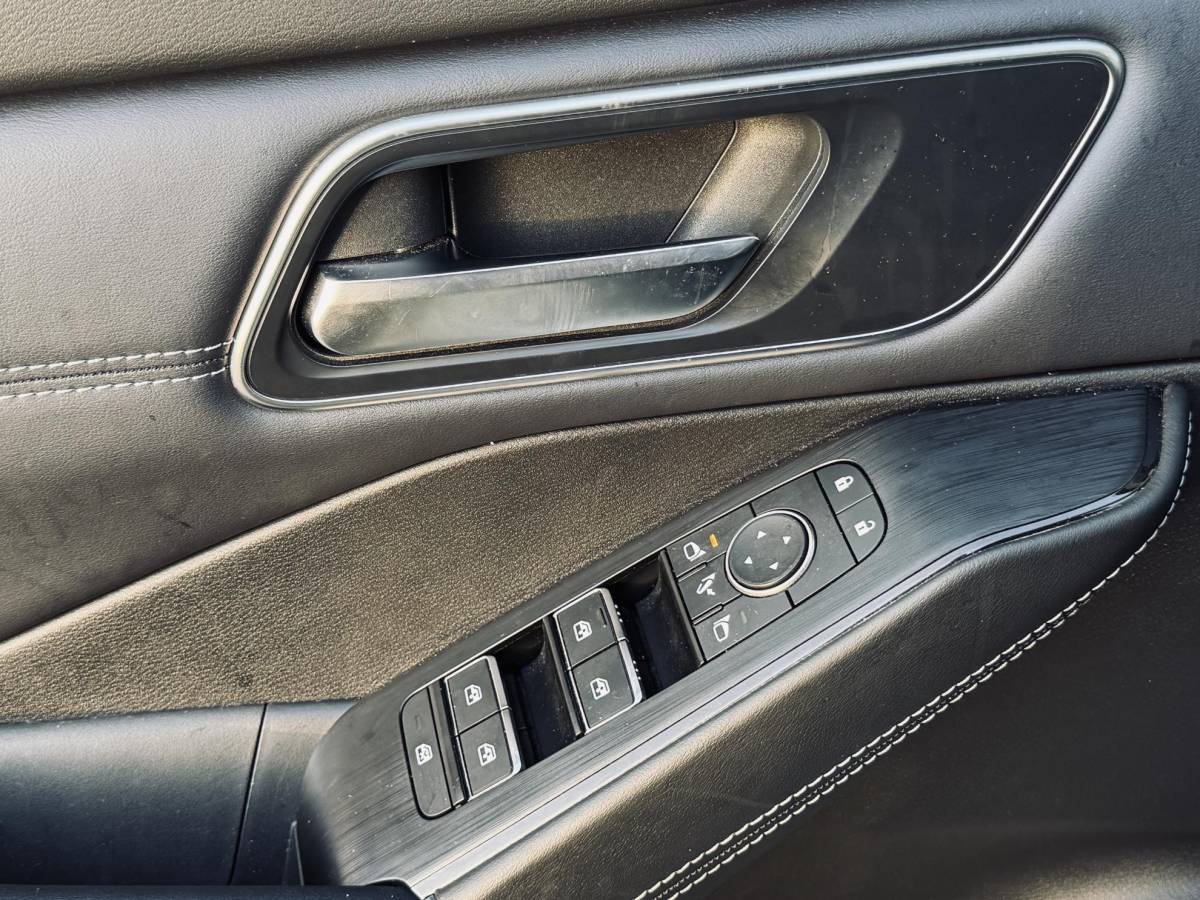 Nissan QASHQAI Nissan Qashqai 1.3 MHEV /Pano/Navi/Camera/AppleCarPlay