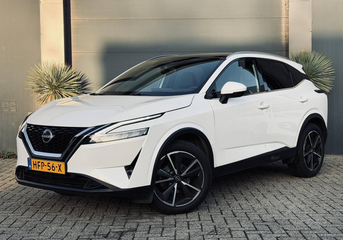 Nissan QASHQAI Nissan Qashqai 1.3 MHEV /Pano/Navi/Camera/AppleCarPlay