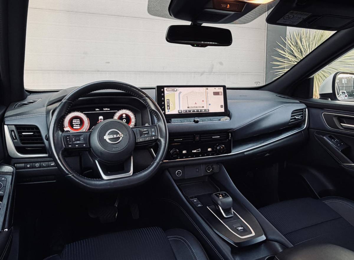 Nissan QASHQAI Nissan Qashqai 1.3 MHEV /Pano/Navi/Camera/AppleCarPlay