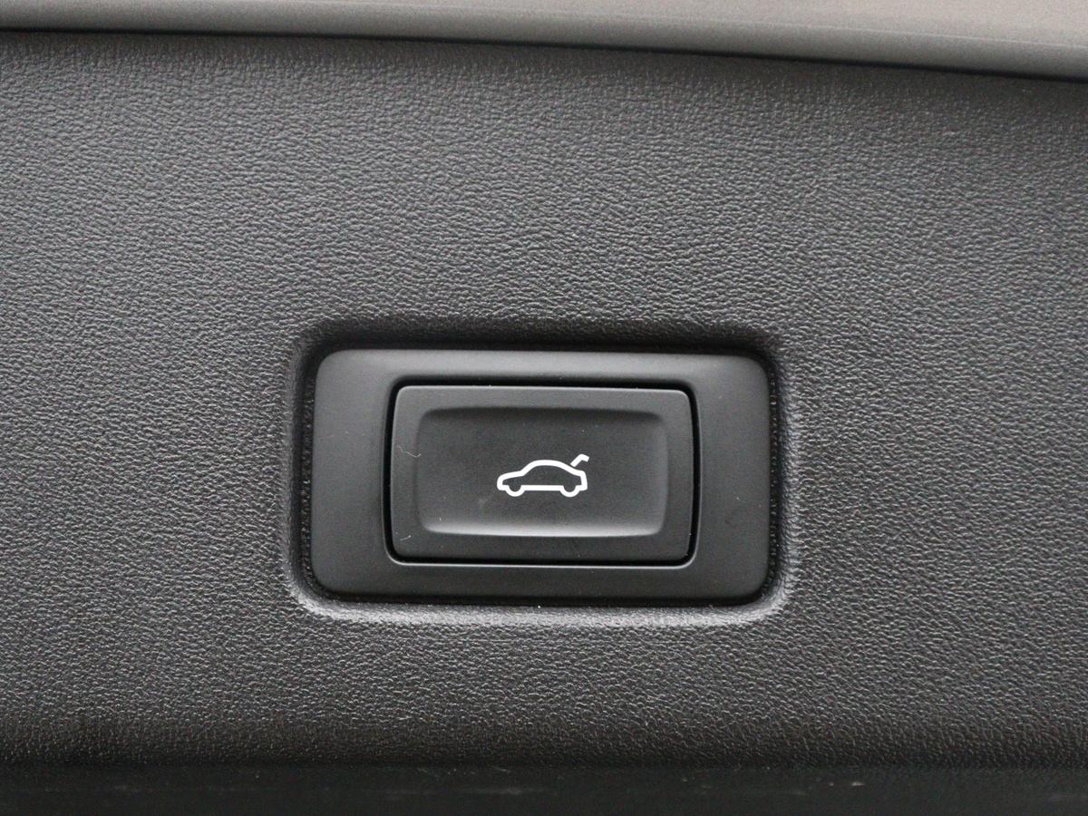 Audi Q4 e-tron Audi Q4 e-tron 40 Advanced edition 77 kWh | SOH 90,8% | Adaptive cruise | Stoelverwarming | Camera | Park assist | Climate control | Virtueel dashboard | Navigatie | Carplay | Elektrische achterklep