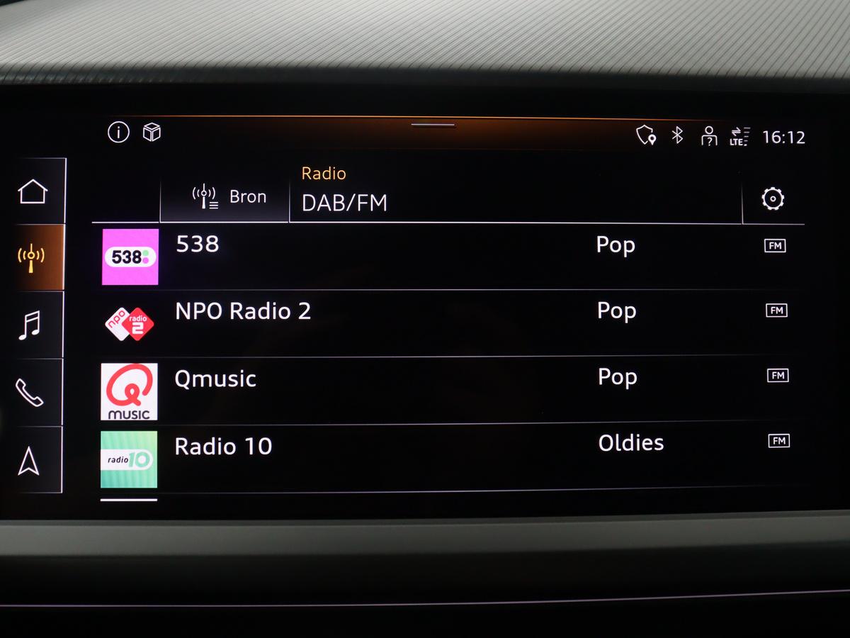 Audi Q4 e-tron Audi Q4 e-tron 40 Advanced edition 77 kWh | SOH 90,8% | Adaptive cruise | Stoelverwarming | Camera | Park assist | Climate control | Virtueel dashboard | Navigatie | Carplay | Elektrische achterklep