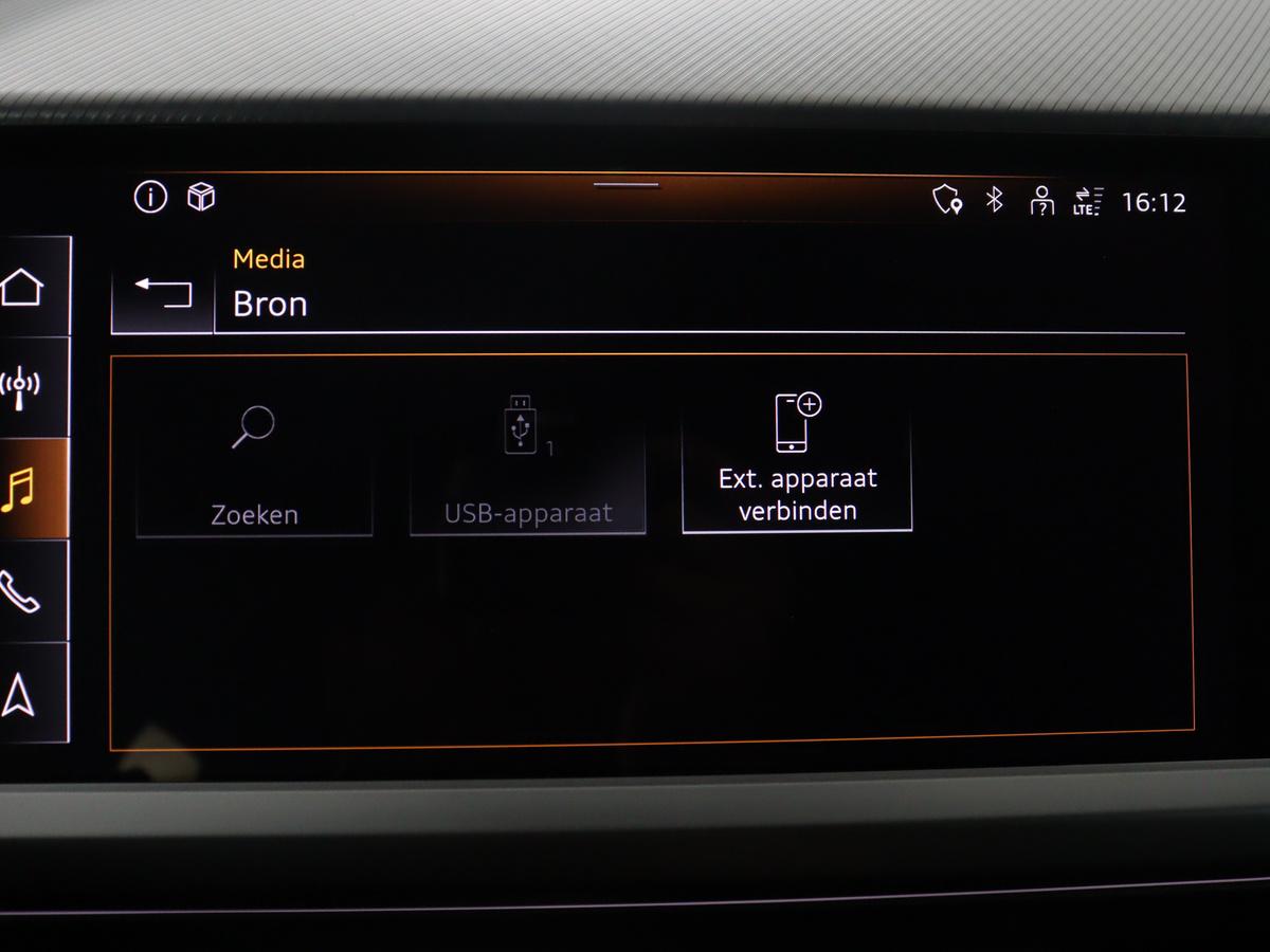 Audi Q4 e-tron Audi Q4 e-tron 40 Advanced edition 77 kWh | SOH 90,8% | Adaptive cruise | Stoelverwarming | Camera | Park assist | Climate control | Virtueel dashboard | Navigatie | Carplay | Elektrische achterklep