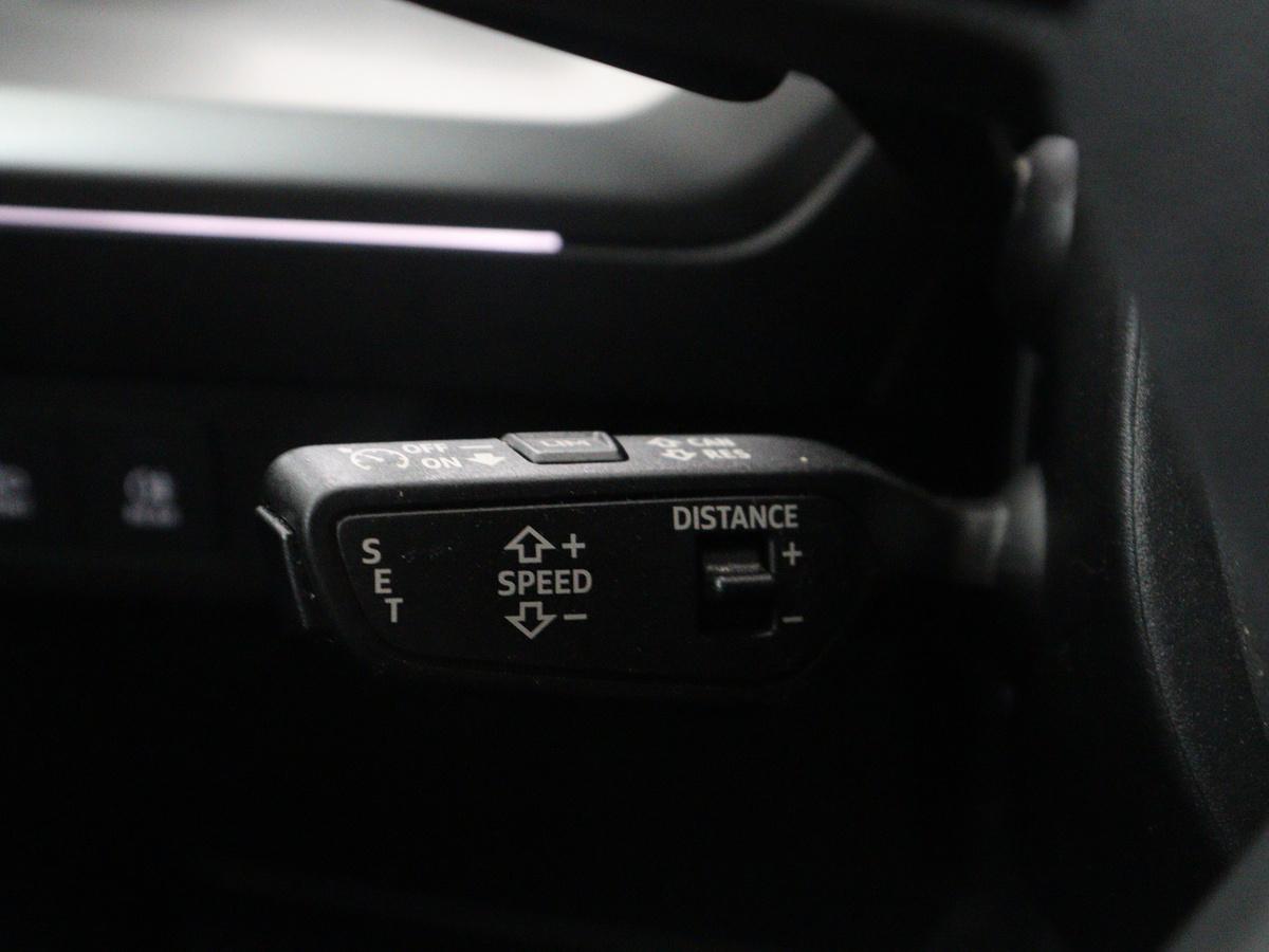 Audi Q4 e-tron Audi Q4 e-tron 40 Advanced edition 77 kWh | SOH 90,8% | Adaptive cruise | Stoelverwarming | Camera | Park assist | Climate control | Virtueel dashboard | Navigatie | Carplay | Elektrische achterklep