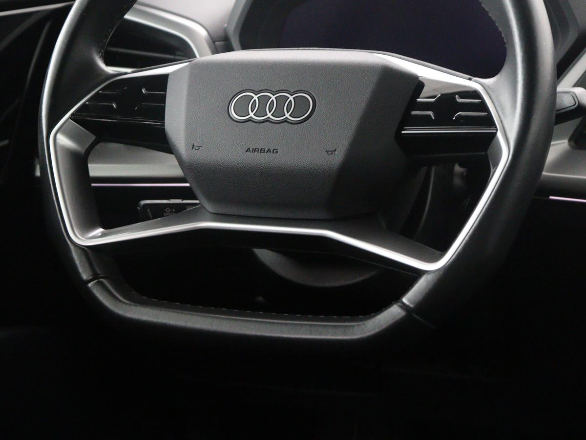 Audi Q4 e-tron Audi Q4 e-tron 40 Advanced edition 77 kWh | SOH 90,8% | Adaptive cruise | Stoelverwarming | Camera | Park assist | Climate control | Virtueel dashboard | Navigatie | Carplay | Elektrische achterklep