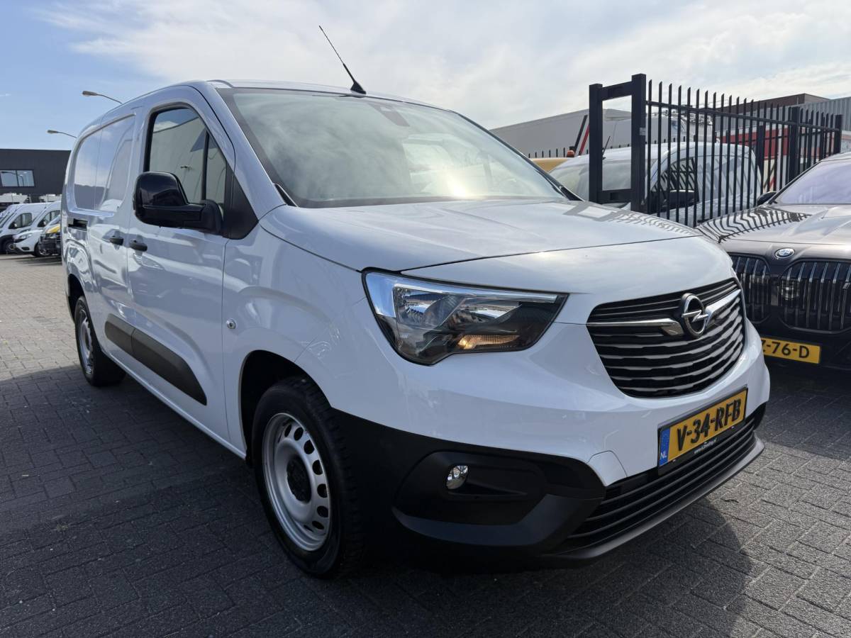 Opel Combo Opel Combo 1.2 PureTech 110 S&S L2 BENZINE MARGE AUTO