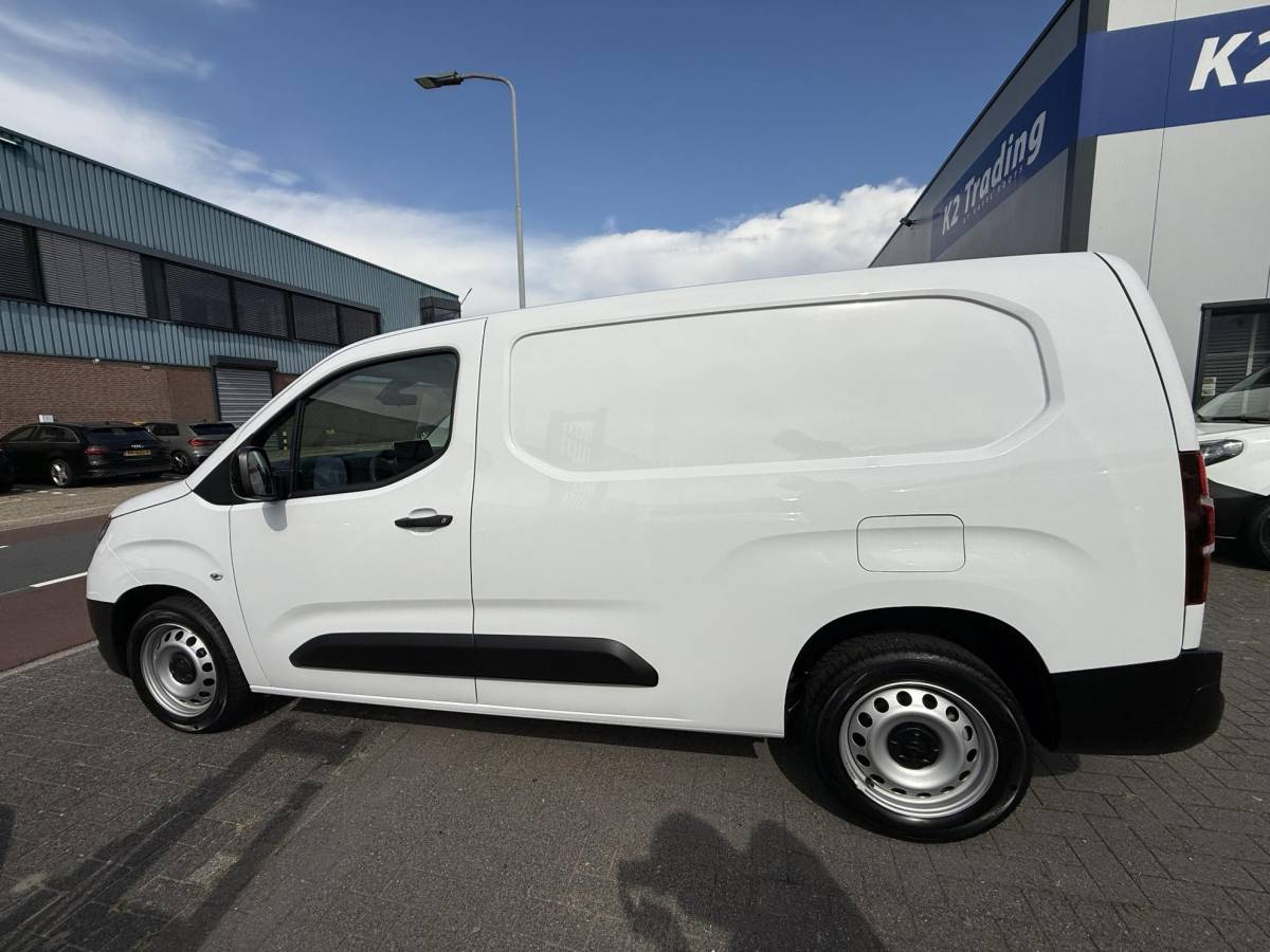 Opel Combo Opel Combo 1.2 PureTech 110 S&S L2 BENZINE MARGE AUTO