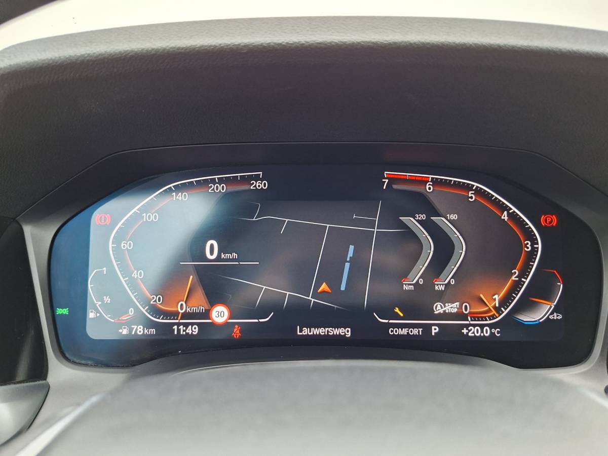 BMW 3 Serie BMW 3-serie 320i Executive Edition Carplay Sport Leder