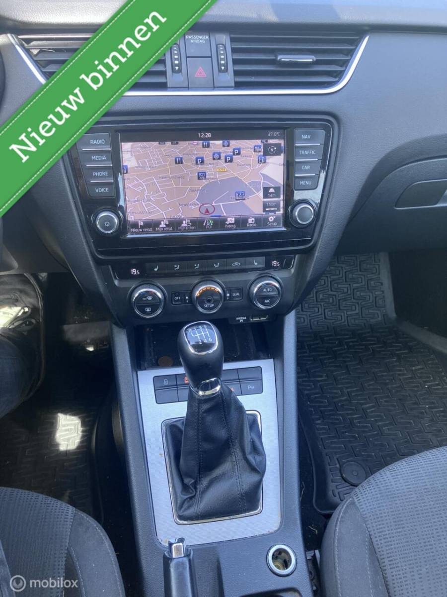 Škoda Octavia Skoda Octavia Combi 1.4 TSI Greentech Elegance