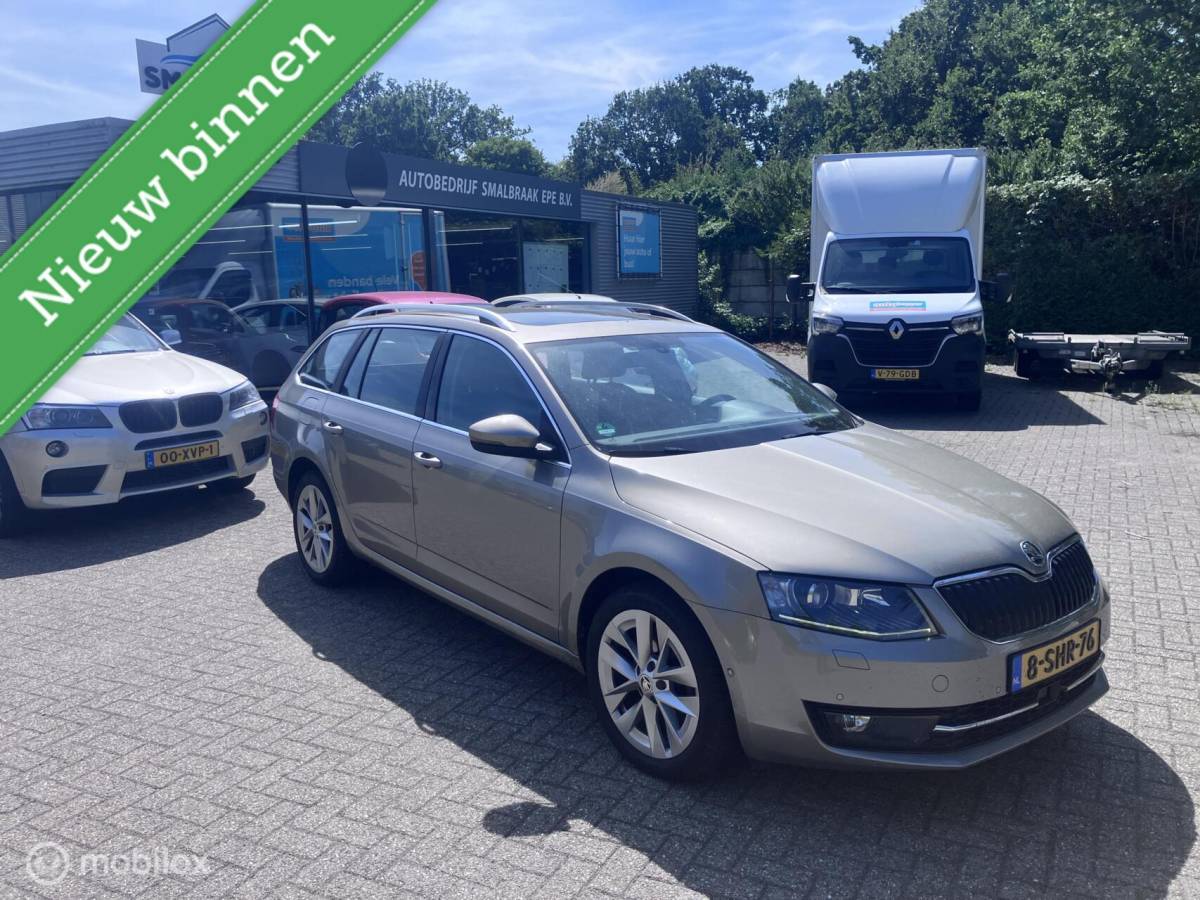 Škoda Octavia Skoda Octavia Combi 1.4 TSI Greentech Elegance