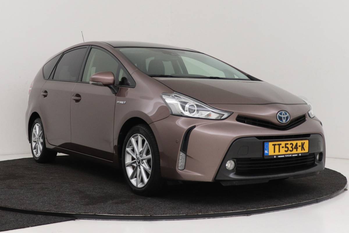 Toyota Prius Toyota Prius + 1.8 Executive 7P | Org NL | Trekhaak | Panoramadak | Keyless Entry/Start | Navigatie | Camera | JBL | Stoelverwarm.