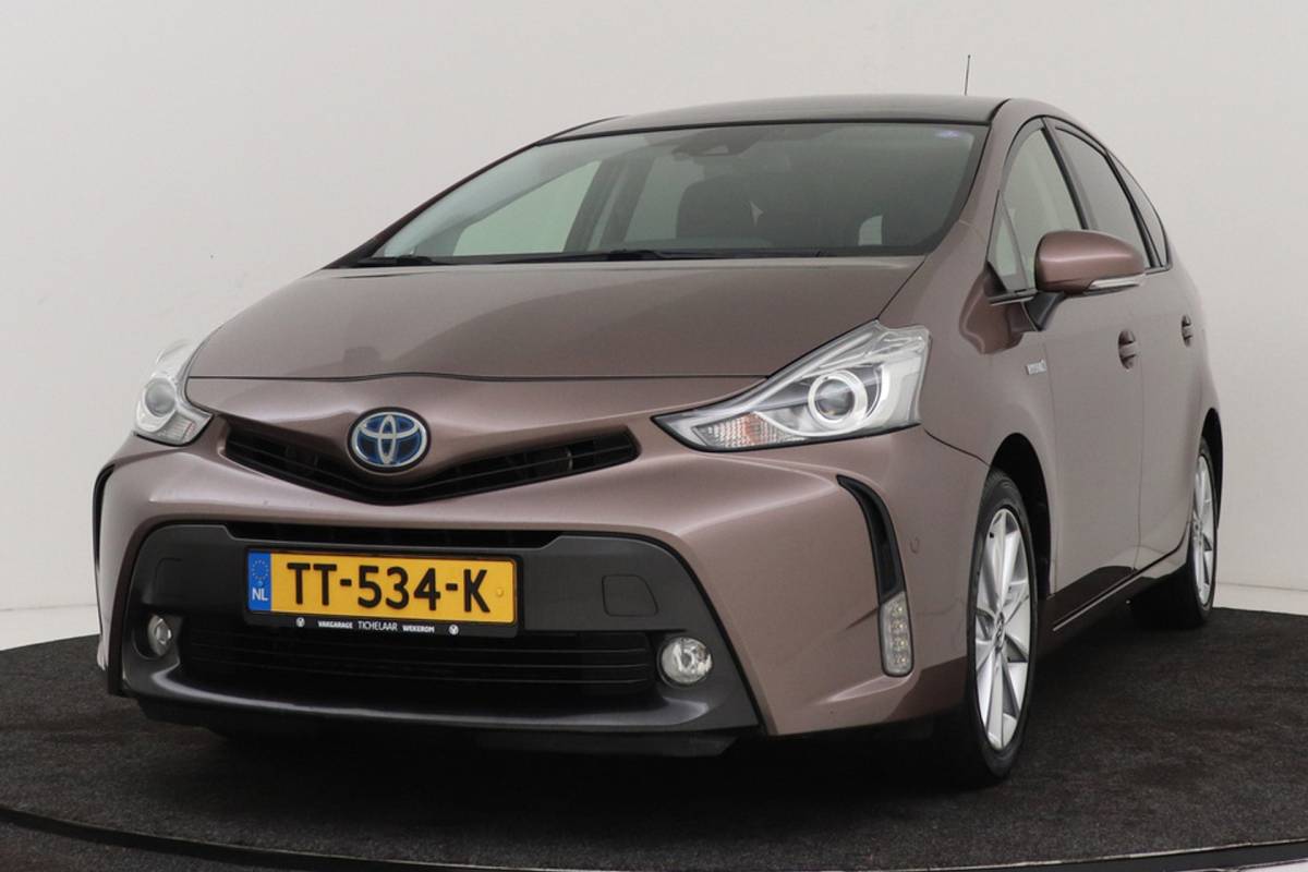 Toyota Prius Toyota Prius + 1.8 Executive 7P | Org NL | Trekhaak | Panoramadak | Keyless Entry/Start | Navigatie | Camera | JBL | Stoelverwarm.