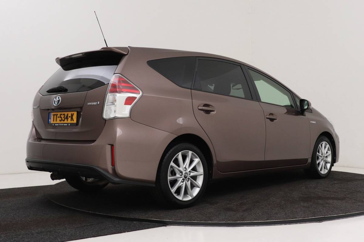 Toyota Prius Toyota Prius + 1.8 Executive 7P | Org NL | Trekhaak | Panoramadak | Keyless Entry/Start | Navigatie | Camera | JBL | Stoelverwarm.