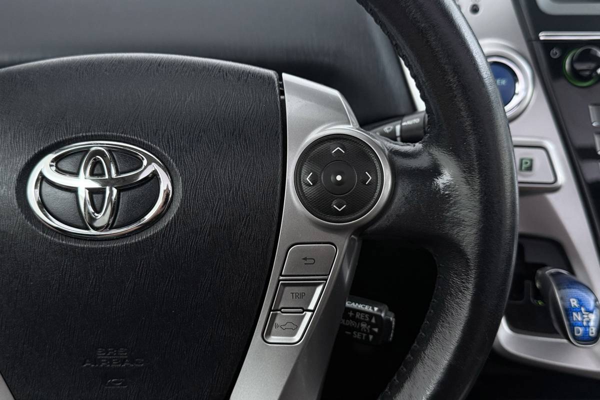 Toyota Prius Toyota Prius + 1.8 Executive 7P | Org NL | Trekhaak | Panoramadak | Keyless Entry/Start | Navigatie | Camera | JBL | Stoelverwarm.