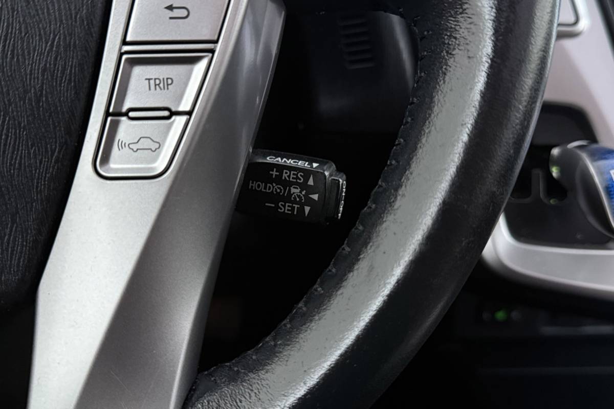 Toyota Prius Toyota Prius + 1.8 Executive 7P | Org NL | Trekhaak | Panoramadak | Keyless Entry/Start | Navigatie | Camera | JBL | Stoelverwarm.