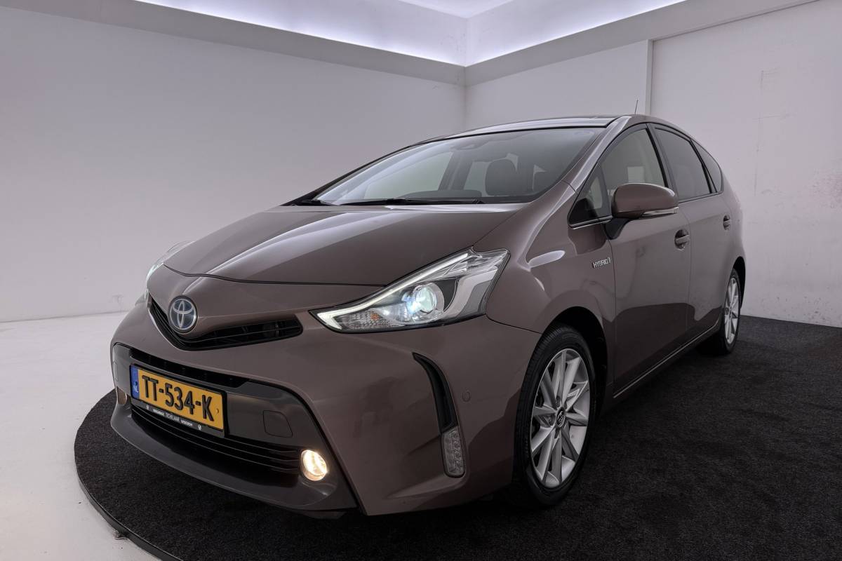 Toyota Prius Toyota Prius + 1.8 Executive 7P | Org NL | Trekhaak | Panoramadak | Keyless Entry/Start | Navigatie | Camera | JBL | Stoelverwarm.