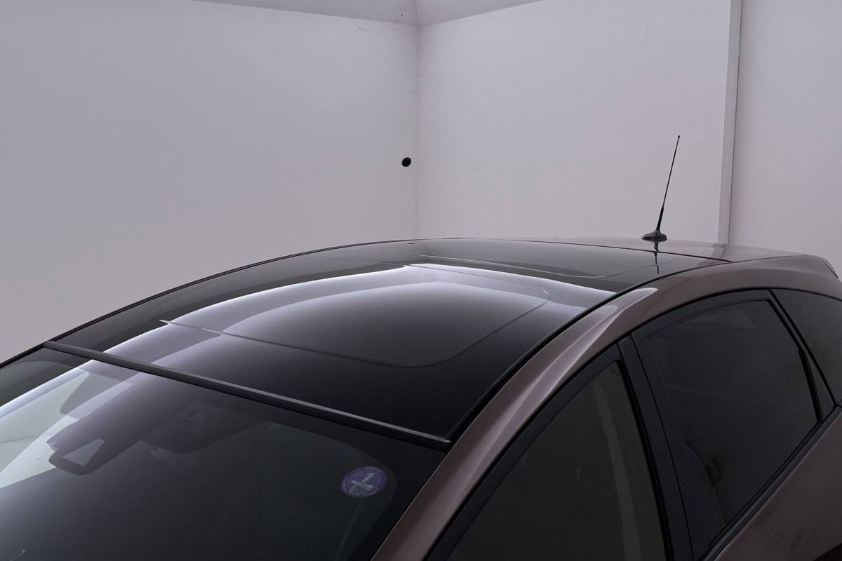 Toyota Prius Toyota Prius + 1.8 Executive 7P | Org NL | Trekhaak | Panoramadak | Keyless Entry/Start | Navigatie | Camera | JBL | Stoelverwarm.
