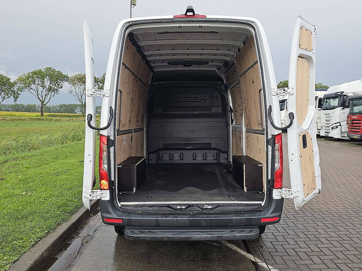 Mercedes-Benz Sprinter MERCEDES-BENZ SPRINTER 317 l2h2 led mbux10