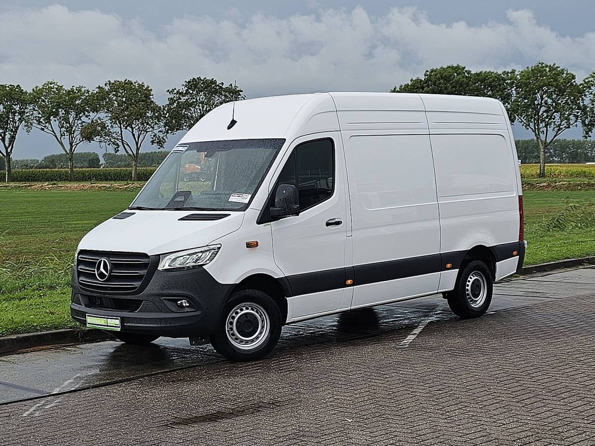Mercedes-Benz Sprinter MERCEDES-BENZ SPRINTER 317 l2h2 led mbux10
