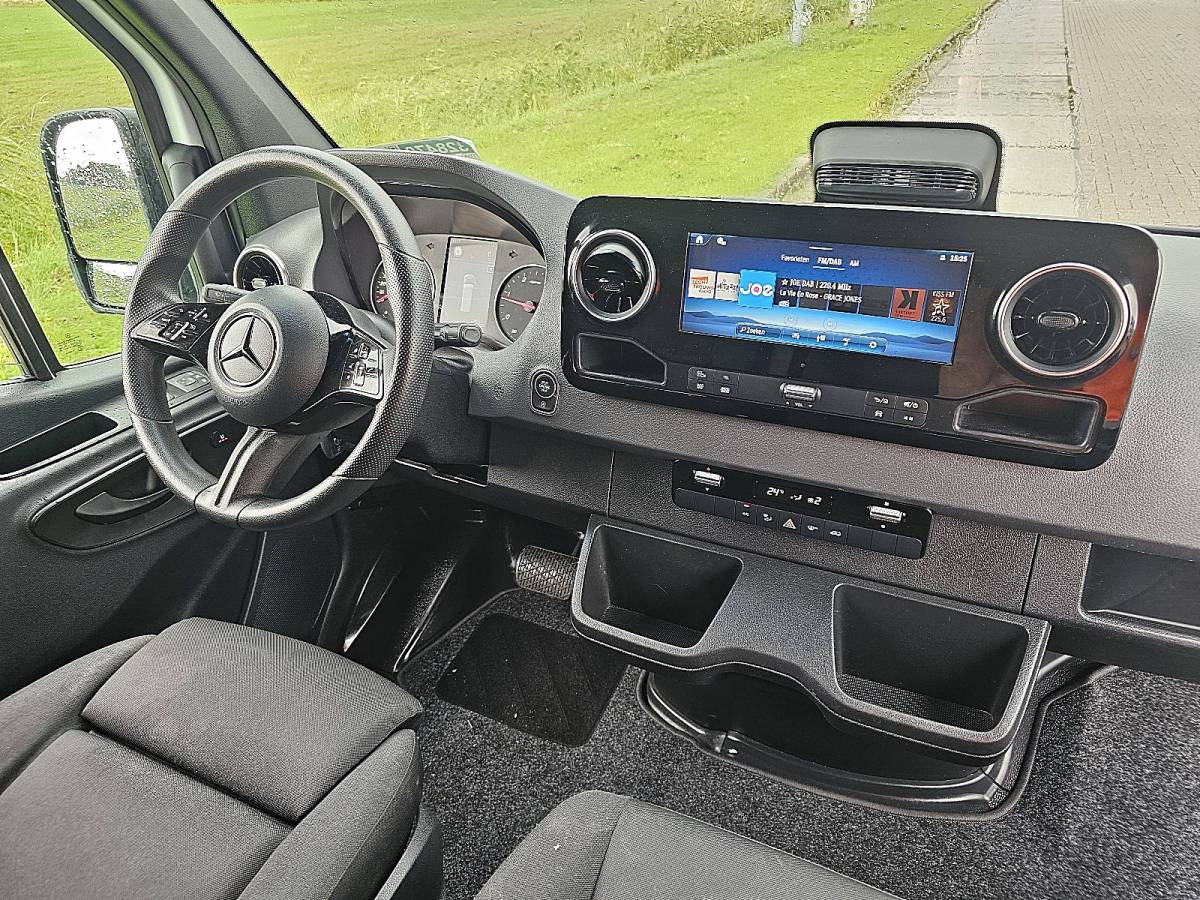 Mercedes-Benz Sprinter MERCEDES-BENZ SPRINTER 317 l2h2 led mbux10