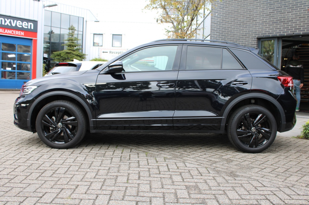 Volkswagen T-Roc Volkswagen T-Roc 1.5 TSI R-Line DSG Black Style Pano/Virtual/Navi “RIJKLAARPRIJS”