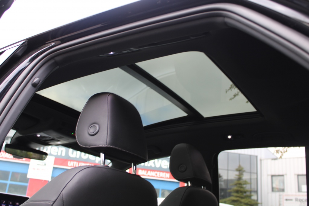 Volkswagen T-Roc Volkswagen T-Roc 1.5 TSI R-Line DSG Black Style Pano/Virtual/Navi “RIJKLAARPRIJS”