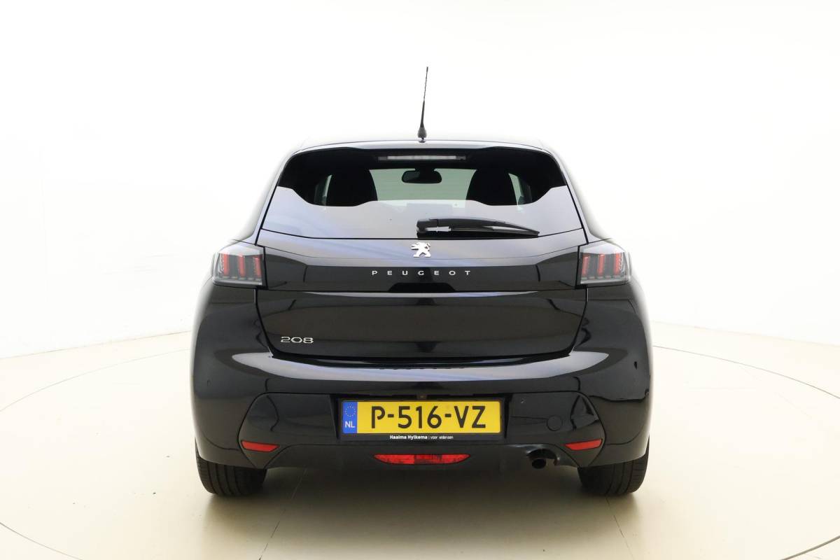 Peugeot 208 Peugeot 208 1.2 PureTech Allure  100 PK | Automaat | Camera | Cruise Control | Airco | Navigatie | Licht metalen velgen | Voorraad | 1e eigenaar | Dealer onderhouden
