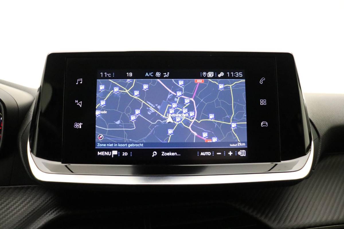 Peugeot 208 Peugeot 208 1.2 PureTech Allure  100 PK | Automaat | Camera | Cruise Control | Airco | Navigatie | Licht metalen velgen | Voorraad | 1e eigenaar | Dealer onderhouden