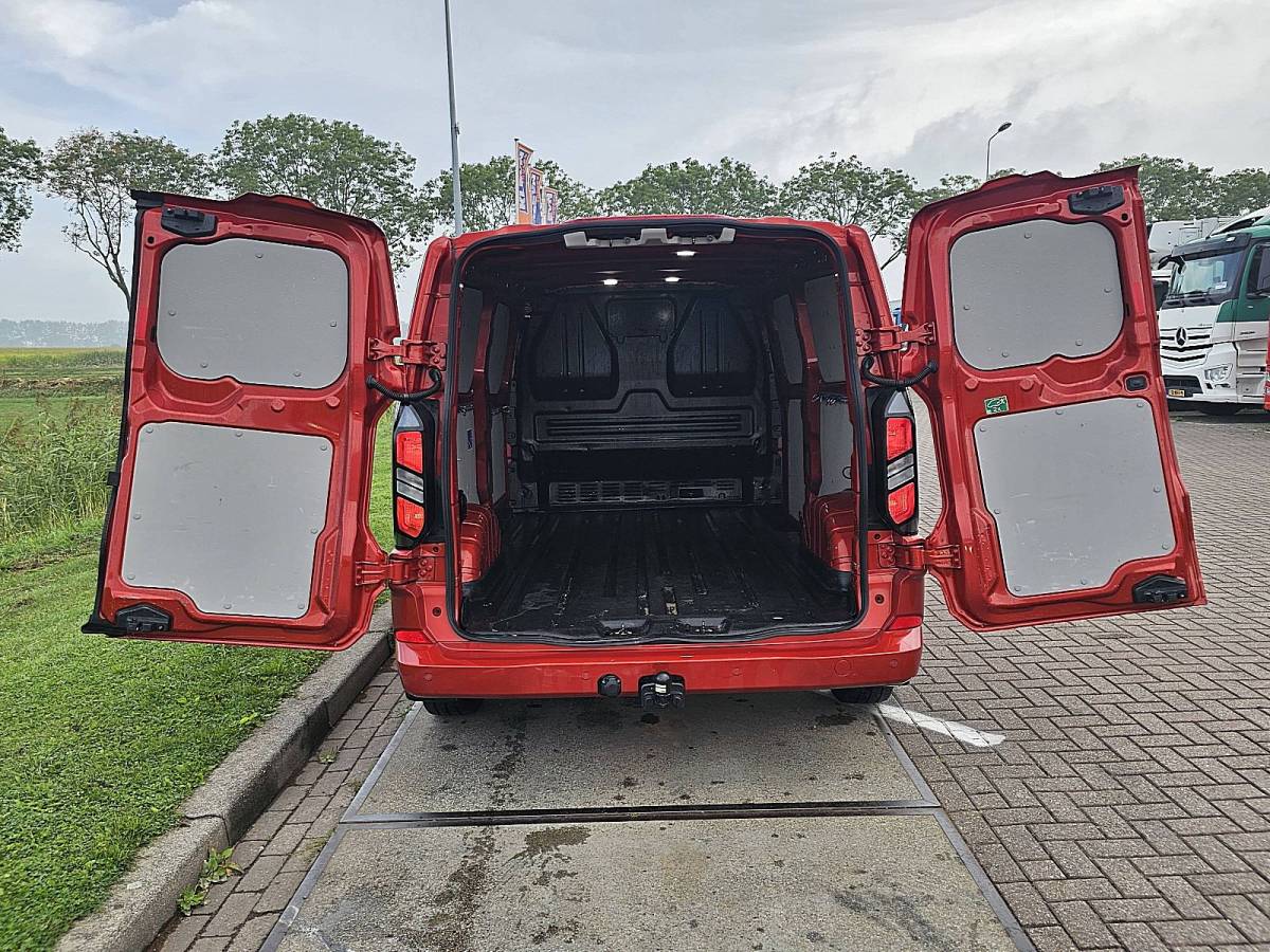 Ford Transit Custom FORD TRANSIT CUSTOM 2.0 l2 limited 170pk !