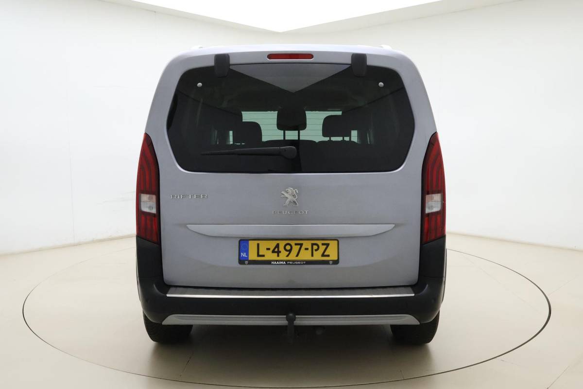 Peugeot Rifter Peugeot Rifter 1.2 Puretech GT-Line | Trekhaak | Navigatie | Automatische airco | Parkeersensoren | Apple carplay/Android auto | Lichtmetalen velgen |