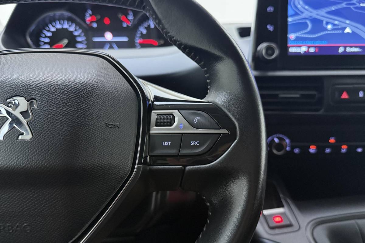 Peugeot Rifter Peugeot Rifter 1.2 Puretech GT-Line | Trekhaak | Navigatie | Automatische airco | Parkeersensoren | Apple carplay/Android auto | Lichtmetalen velgen |