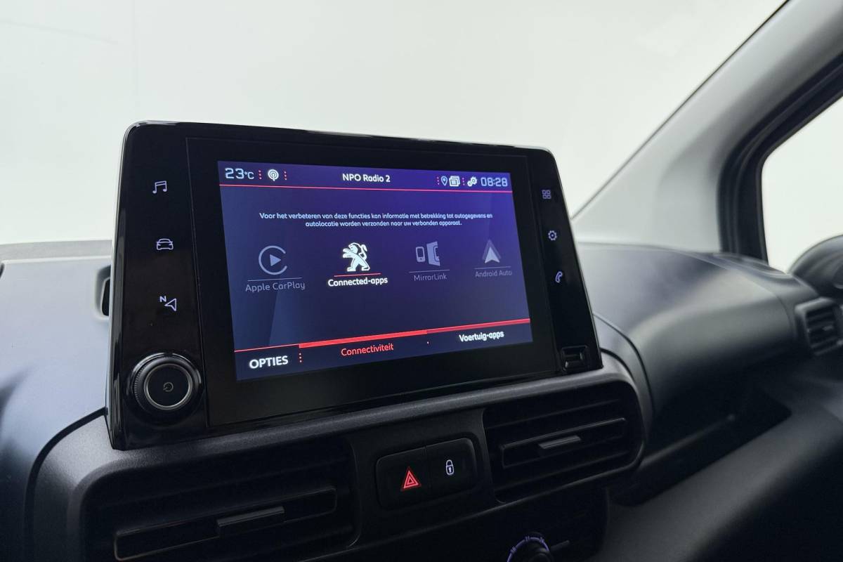 Peugeot Rifter Peugeot Rifter 1.2 Puretech GT-Line | Trekhaak | Navigatie | Automatische airco | Parkeersensoren | Apple carplay/Android auto | Lichtmetalen velgen |
