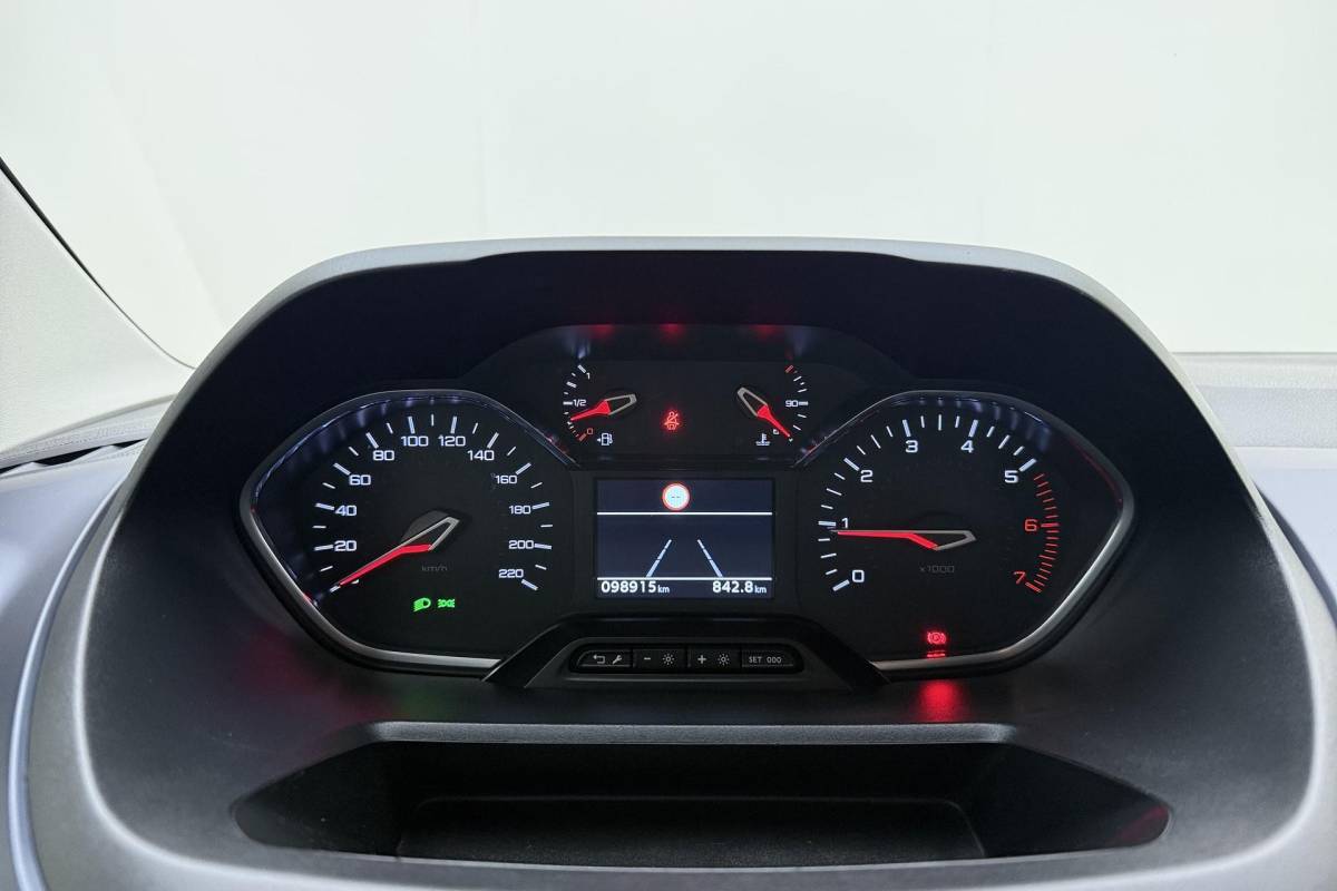 Peugeot Rifter Peugeot Rifter 1.2 Puretech GT-Line | Trekhaak | Navigatie | Automatische airco | Parkeersensoren | Apple carplay/Android auto | Lichtmetalen velgen |