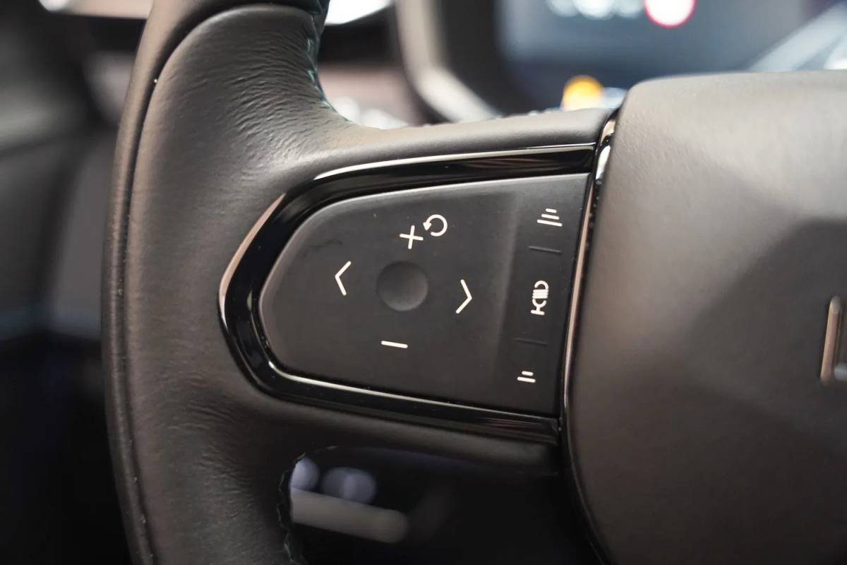 Lynk & Co 01 Lynk & Co 01 1.5 PHEV MY23 [ Zwarte hemel Pano Navi ]