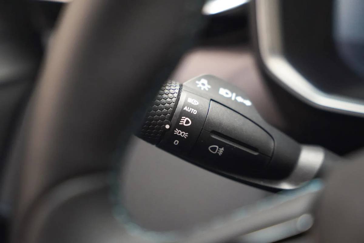 Lynk & Co 01 Lynk & Co 01 1.5 PHEV MY23 [ Zwarte hemel Pano Navi ]
