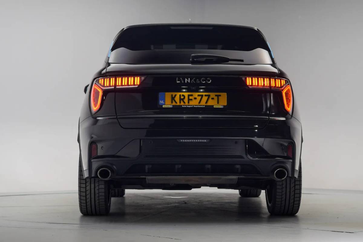 Lynk & Co 01 Lynk & Co 01 1.5 PHEV MY23 [ Zwarte hemel Pano Navi ]